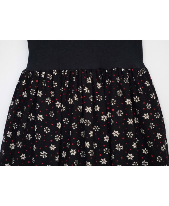 Cotton corduroy skirt 6-8 years black white red snowflakes