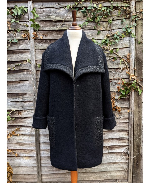 Handmade elegant coat 100% boiled wool and tweed size XL