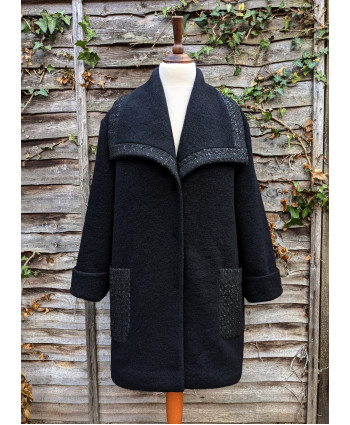 Handmade elegant coat 100% boiled wool and tweed size XL